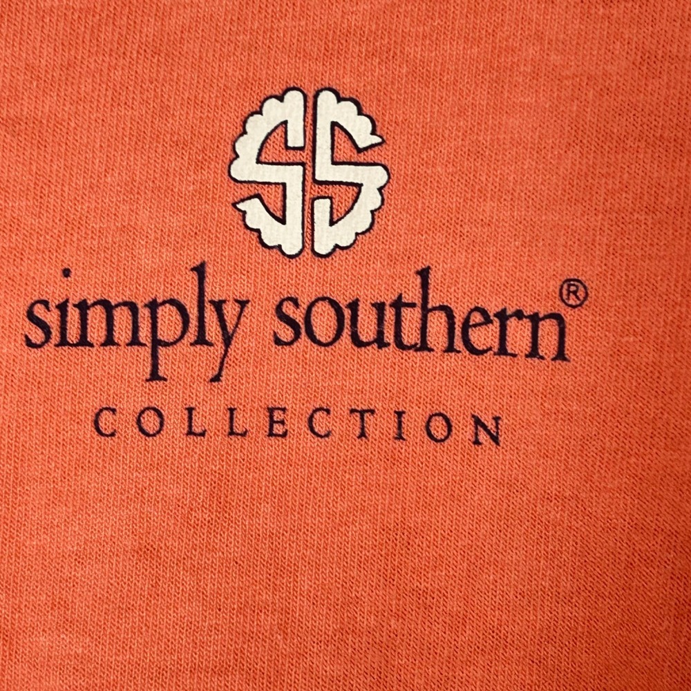 Simply Southern Large Just‎ A Small Town Girl Goat Long Sleeve T-Shirt - Picture 4 of 7